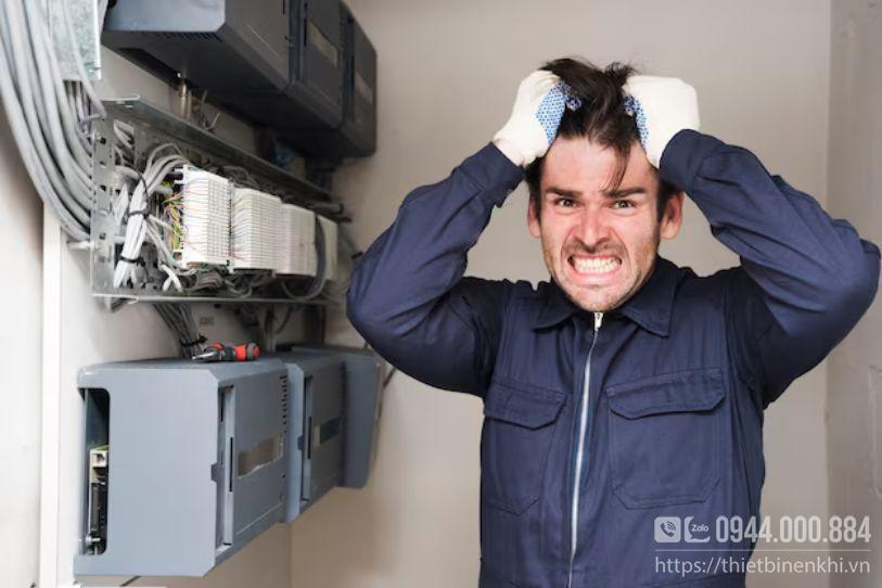 Mất nguồn điện dẫn đến việc máy nén khí không chạy 1 Mất nguồn điện dẫn đến việc máy nén khí không chạy