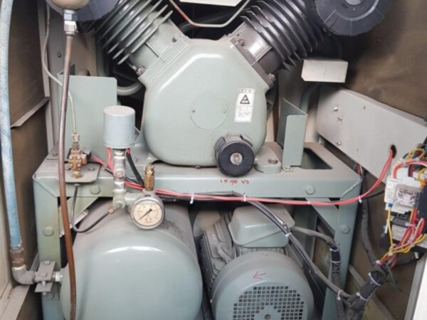 Cách vận hành máy nén khí không dầu 3 Cách vận hành máy nén khí không dầu