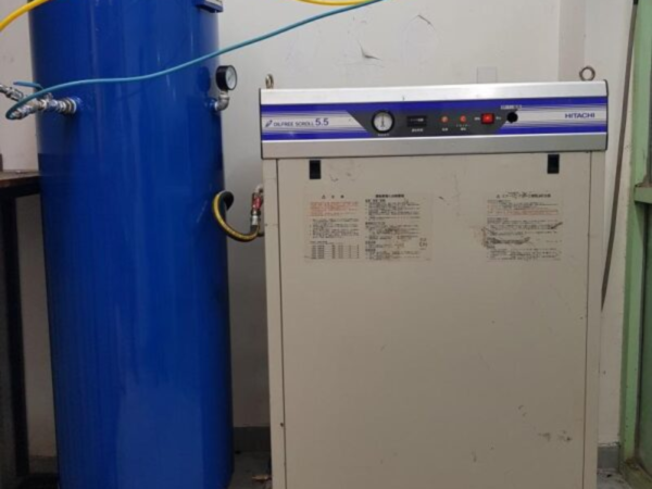 Cấu tạo máy nén khí trục vít không dầu 3 Cấu tạo máy nén khí trục vít không dầu