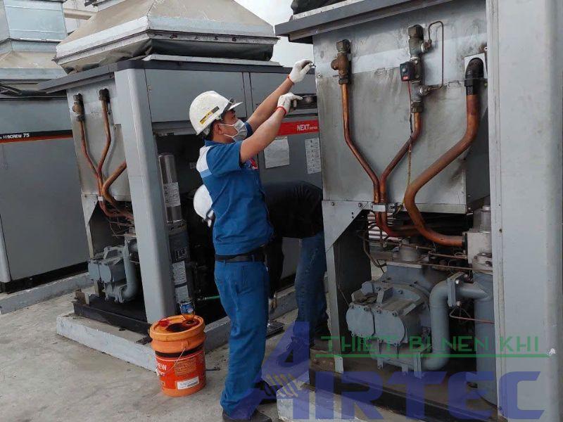 Khi nào nên gọi thợ xử lý máy nén khí trục vít 3 Khi nào nên gọi thợ xử lý máy nén khí trục vít