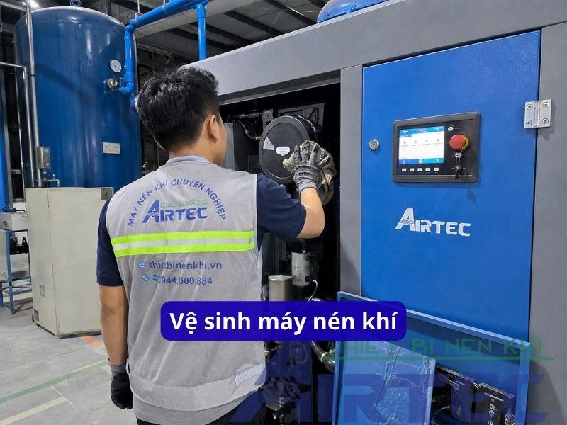 ve sinh may nen khi truc vit 1