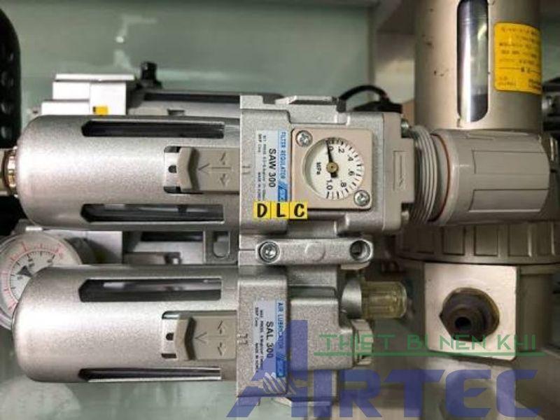 Bộ tách nước bảo vệ thiết bị như thế nào?
