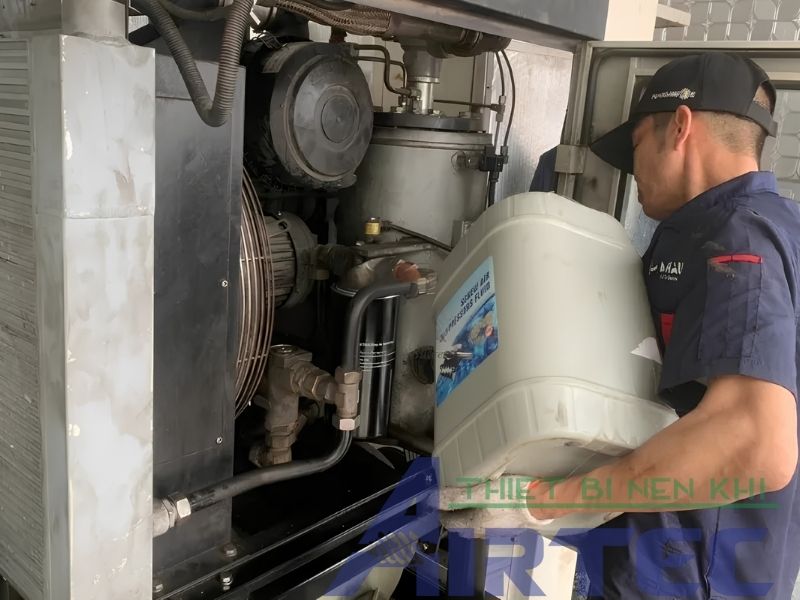 Quy trình thay dầu máy nén khí trục vít