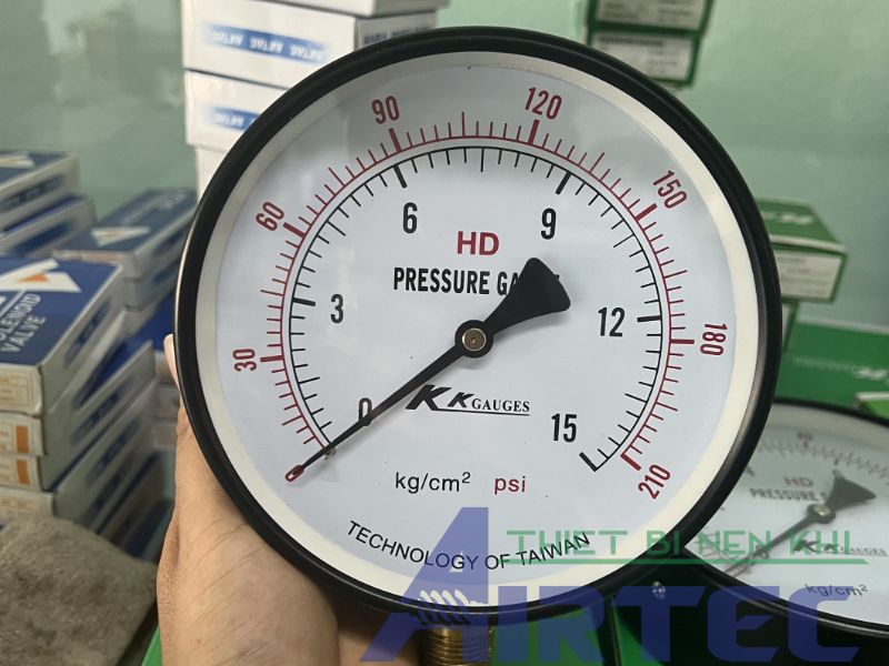 Đồng hồ điện tử có thay đồng hồ cơ được không? 3 Đồng hồ điện tử có thay đồng hồ cơ được không?