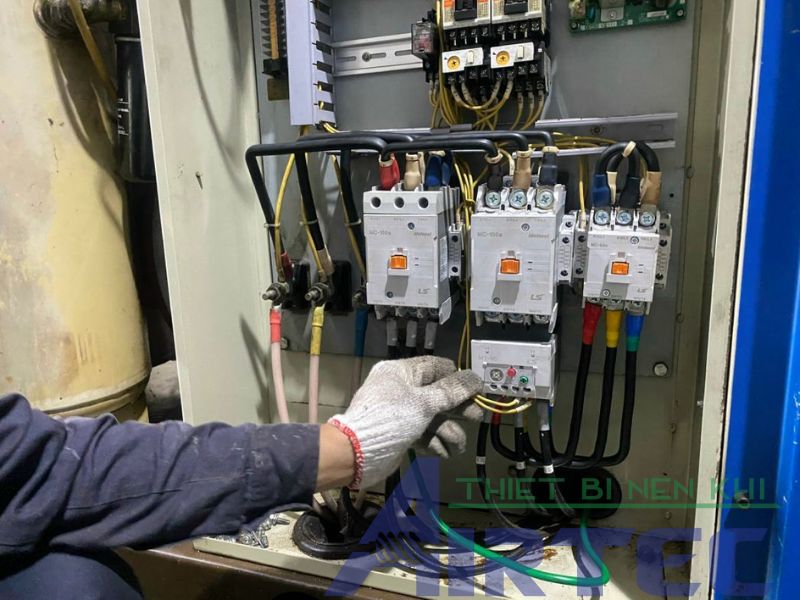 Kit Bảo Trì Máy Nén Khí Mitsui Seiki 3 Kit Bảo Trì Máy Nén Khí Mitsui Seiki